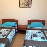 Knidos לינה וארוחת בוקר *