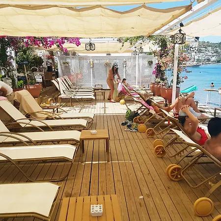 Knidos Bed & Breakfast *