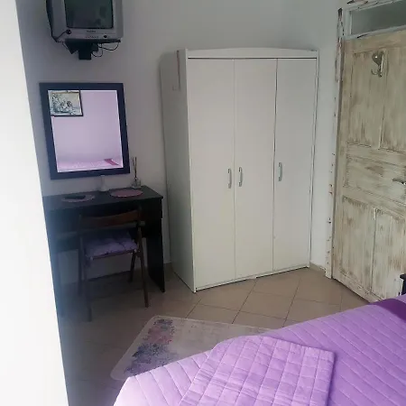 Knidos Bed & Breakfast *