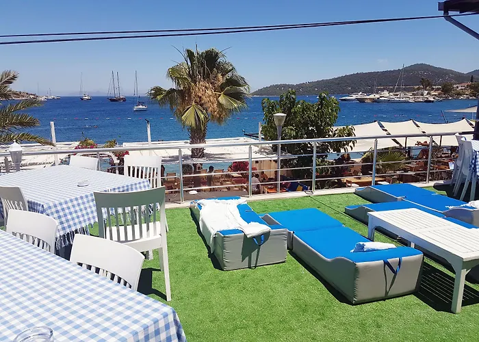 Knidos فندق مبيت وإفطار *