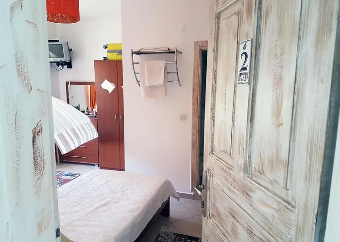 Knidos فندق مبيت وإفطار غولتوركبوكو