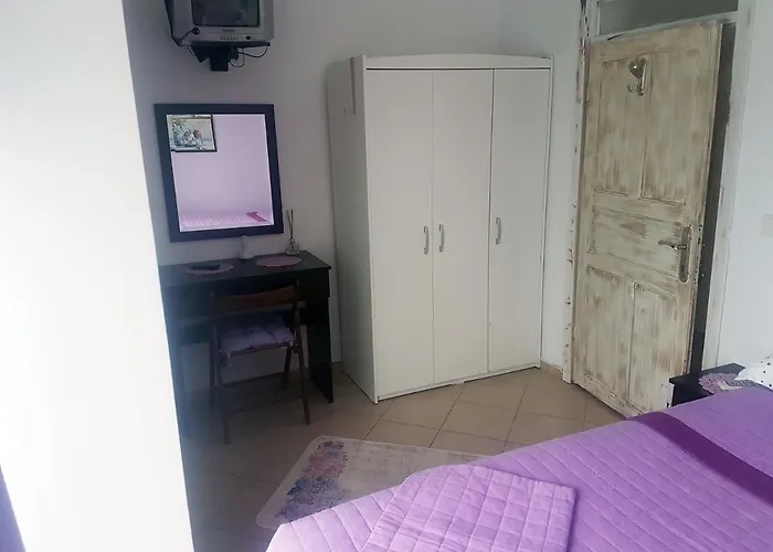 Knidos Bed & Breakfast *